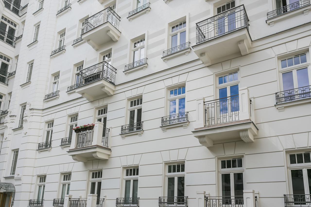 Warsaw Concept Aparthotel Exteriör bild